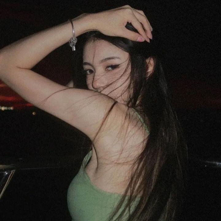 麻辣老师1这个女生有点冷